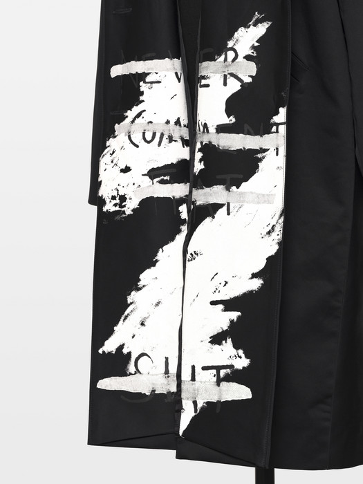 Jenny Brosinski – `Never comment…`- Mantel